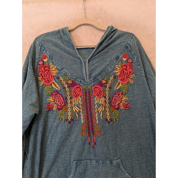Driftwood Hoodie Women's L Blue Floral Embroidered High-Low Pullover V-Neck - Picture 3 of 9
